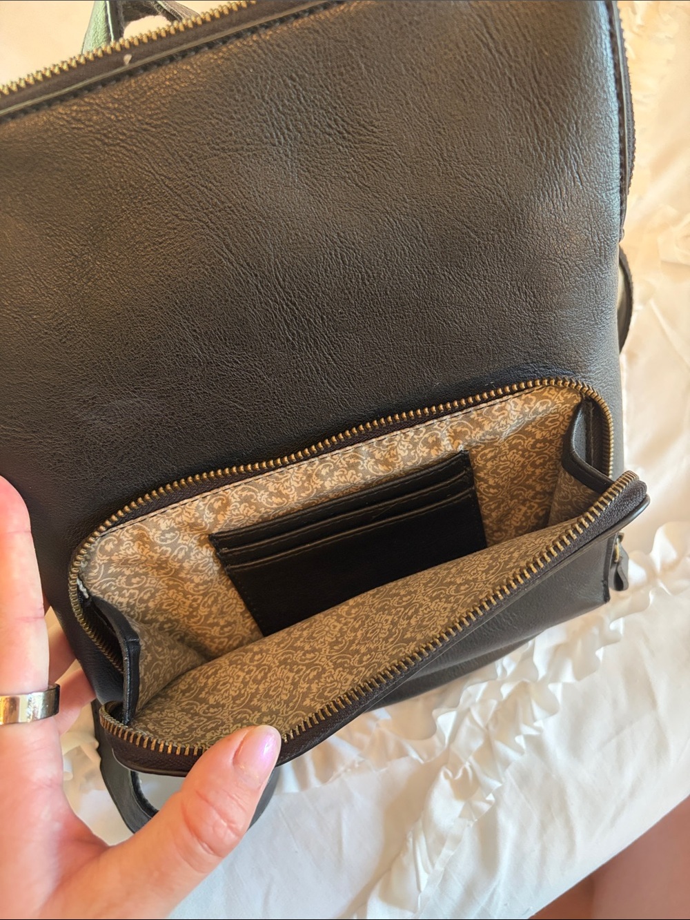 Joy Black Leather Backpack - Minimal Everyday Bag - Picture 2 of 8